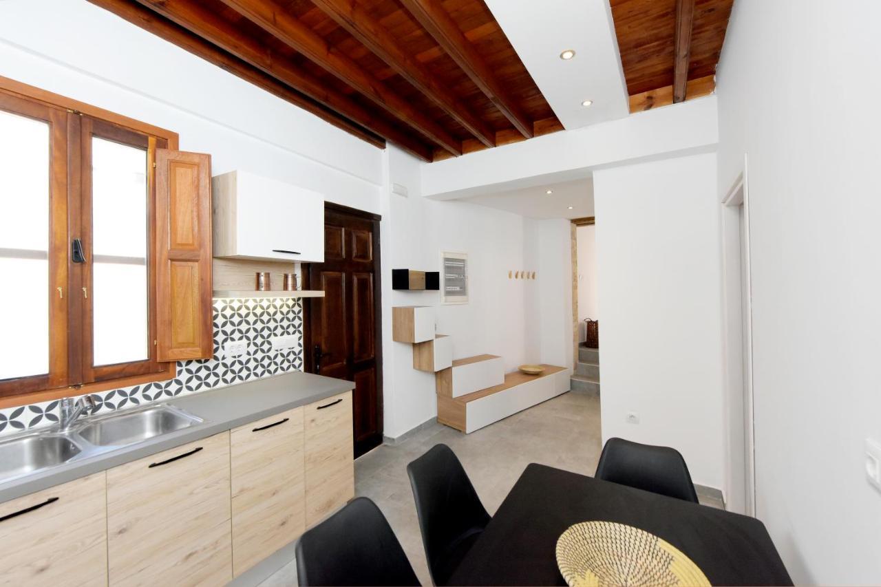 Pera Houses 2-Bedroom In The Center Of Lindos 外观 照片
